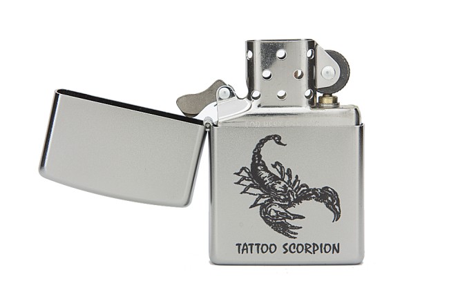 зажигалка Zippo 205 Tattoo Scorpion